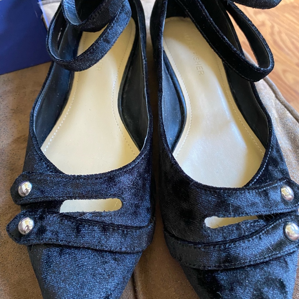 Marc Fisher Black Velvet flats with ankle straps zip up back. NEW. Size 7.5
